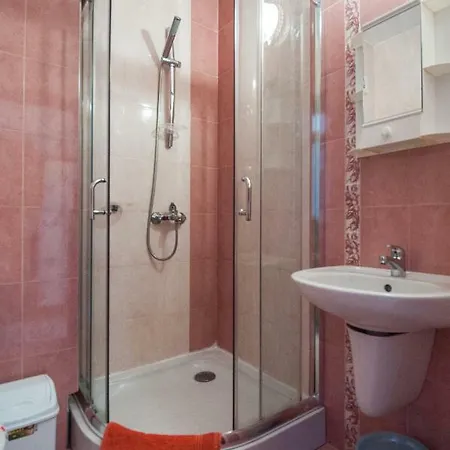 Stefanov 2 Hotel Łozenec