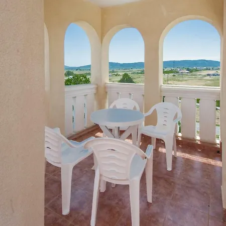 Hotel Stefanov 2 *